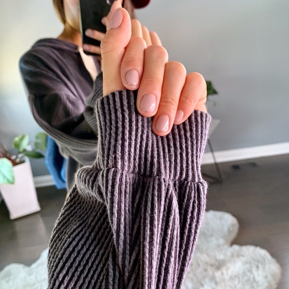 🏷Charcoal Ribbed hoodie - Picture 5 of 6